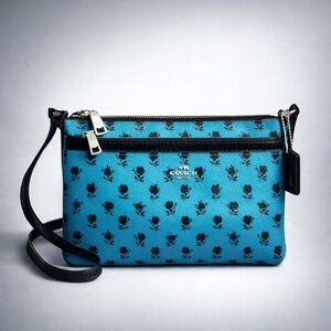 2016 Coach East/West Crossbody With Pop Up Pouch With Badlands Print